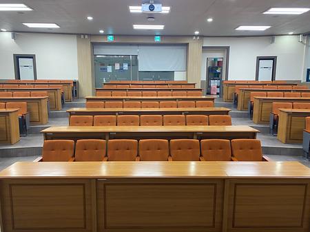 [아산관] 대회의실 101호